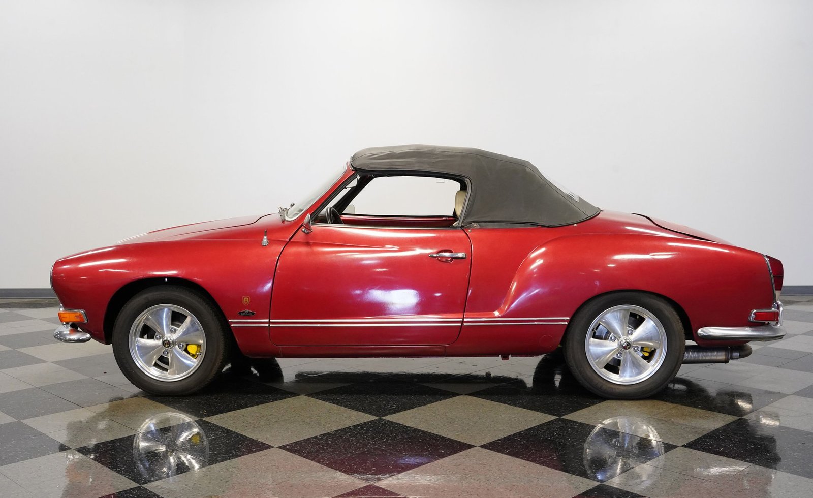 Volkswagen de 1971 Karmann Ghia Flat Six Conversível - Imagem 29