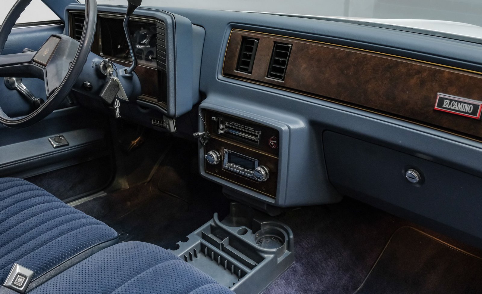 Chevrolet El Camino 1984 - Imagem 14