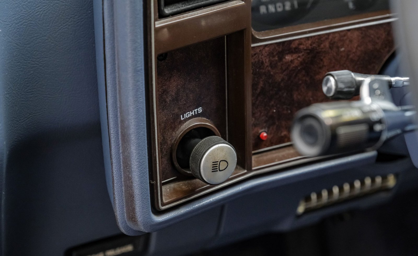 Chevrolet El Camino 1984 - Imagem 13