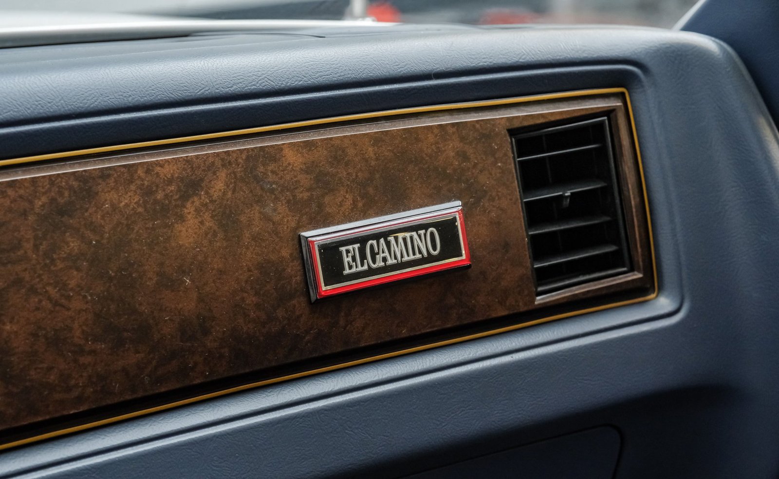 Chevrolet El Camino 1984 - Imagem 12