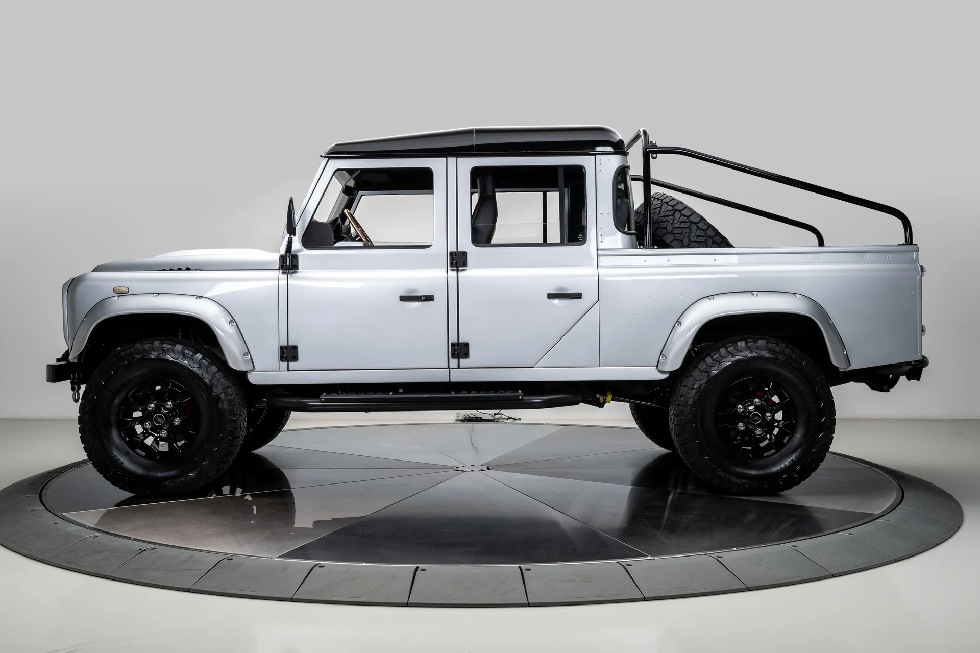 Land Rover Defender 130 de 1993 - Imagem 39