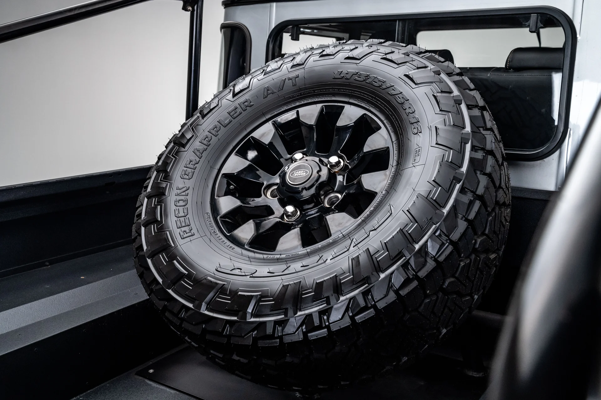 Land Rover Defender 130 de 1993 - Imagem 33