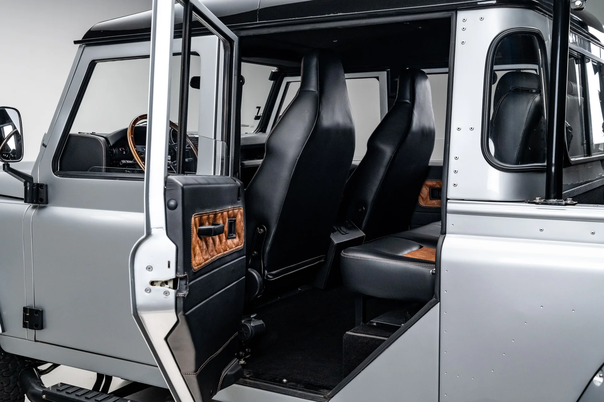 Land Rover Defender 130 de 1993 - Imagem 19