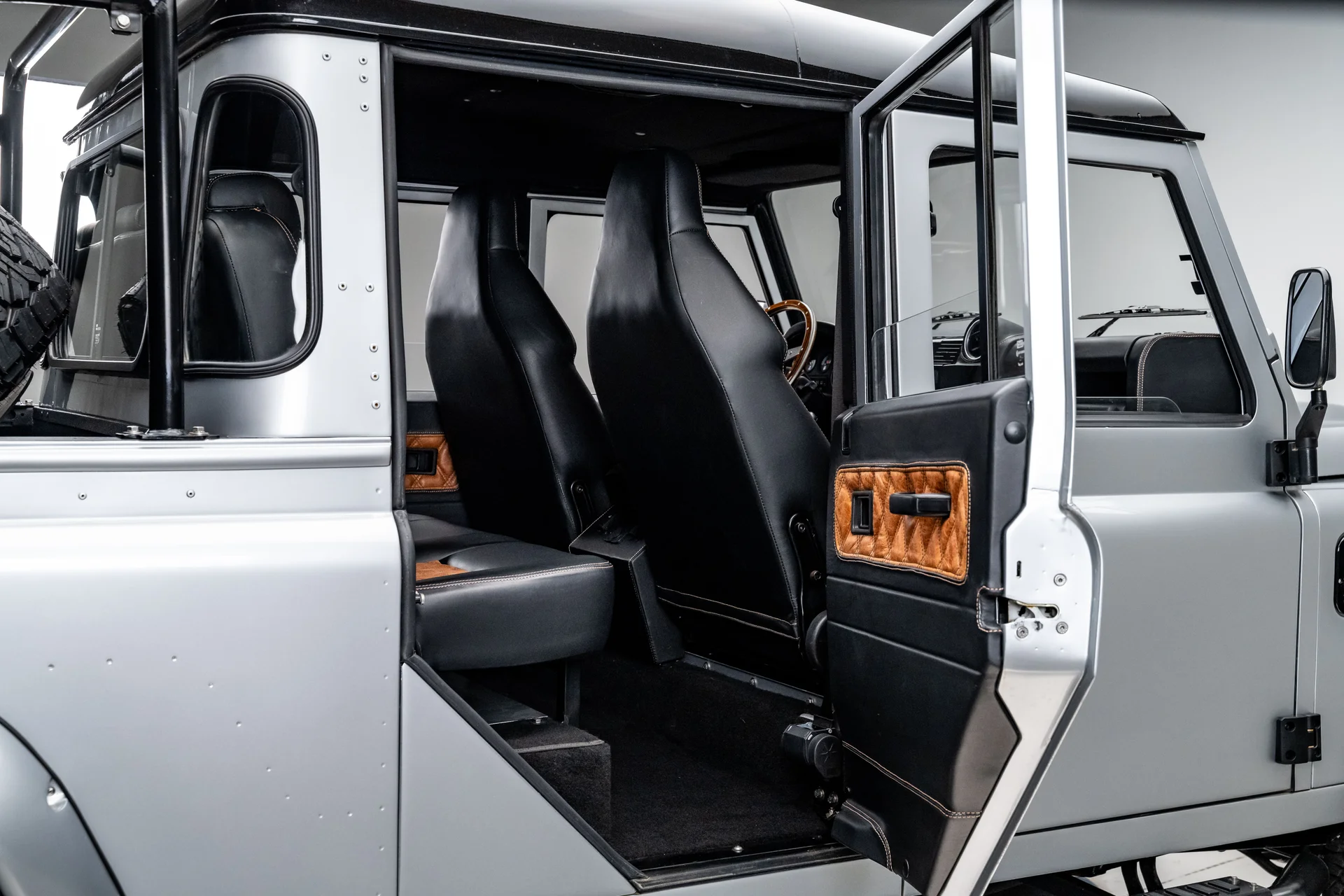 Land Rover Defender 130 de 1993 - Imagem 5