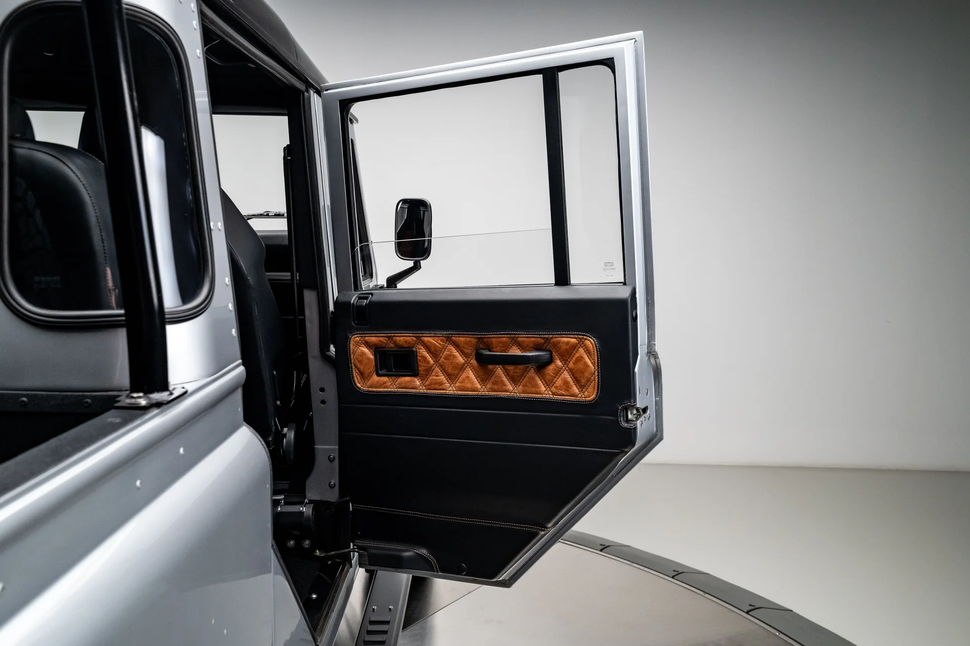 Land Rover Defender 130 de 1993 - Imagem 4