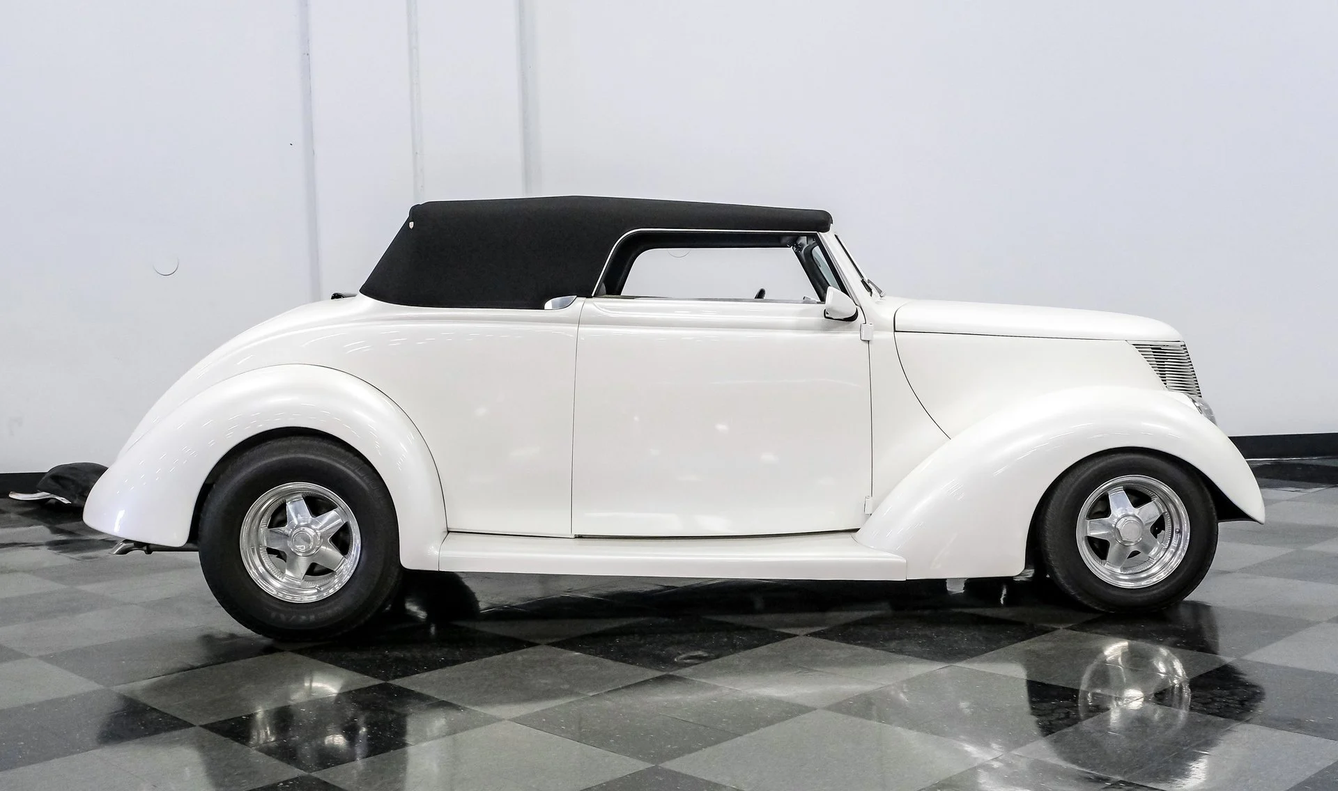 Ford Cabriolet 1937 Street Rod - foto 30