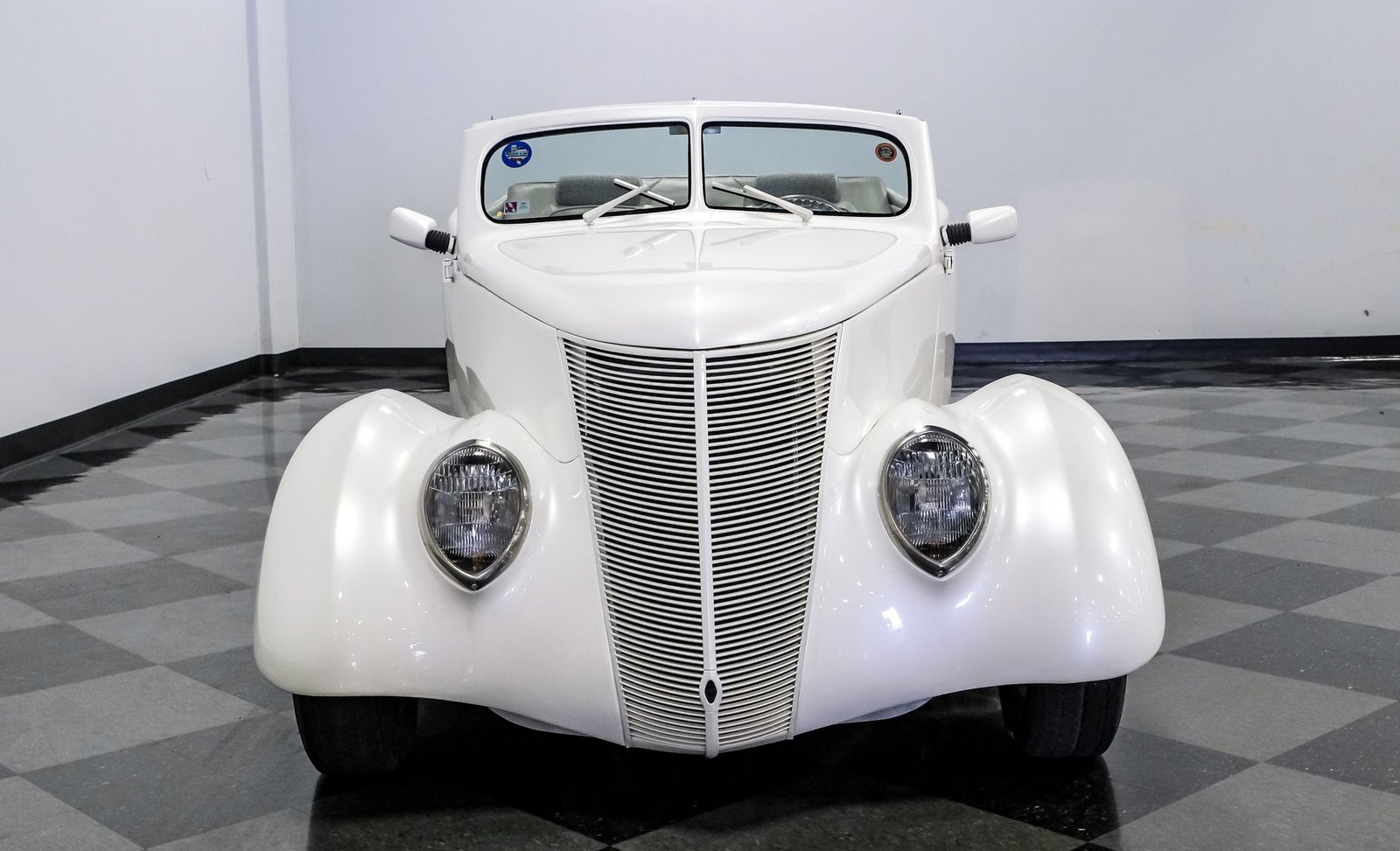 Ford 1937 Cabriolet Street Rod - Imagem 27