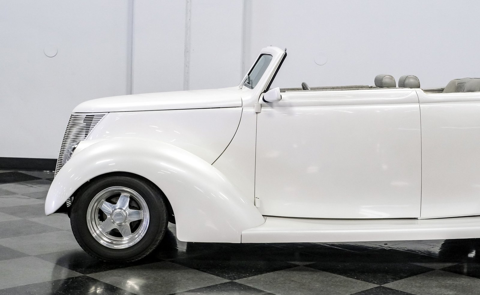 Ford 1937 Cabriolet Street Rod - Imagem 23