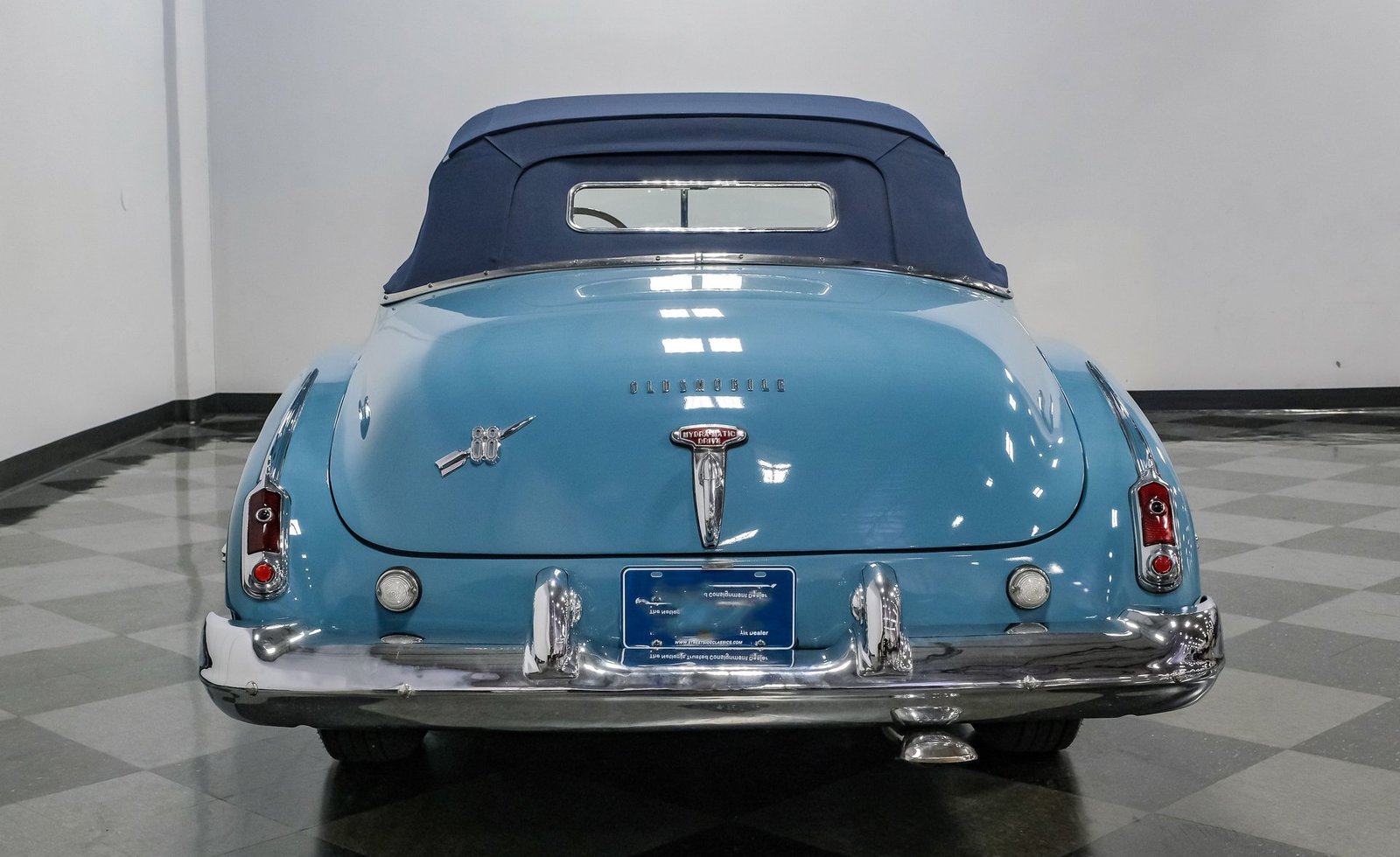 Oldsmobile 1949 Futuramic 88 Conversível - Imagem 33
