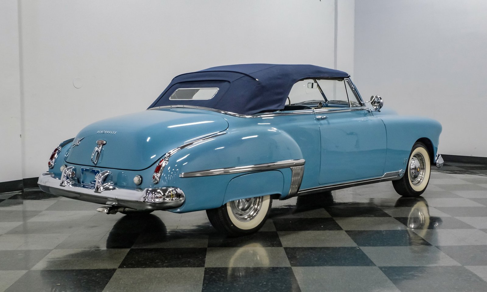 Oldsmobile 1949 Futuramic 88 Conversível - Imagem 32