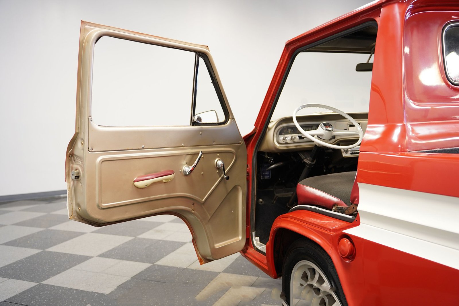 Chevrolet 1962 Corvair Rampside Pickup - Imagem 13