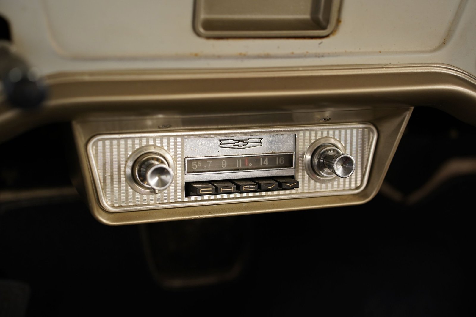 Chevrolet 1962 Corvair Rampside Pickup - Imagem 9