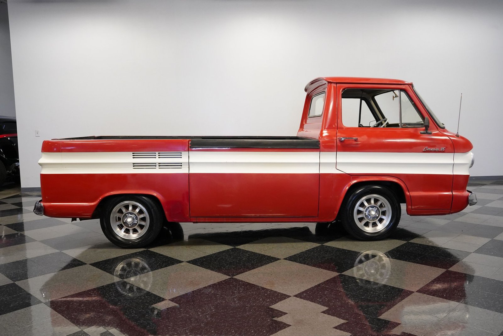 Chevrolet 1962 Corvair Rampside Pickup - Imagem 24