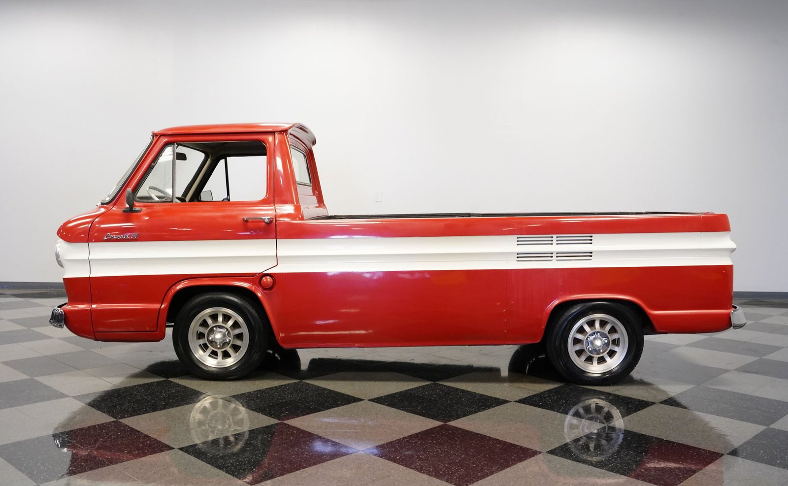 Chevrolet 1962 Corvair Rampside Pickup - Imagem 32