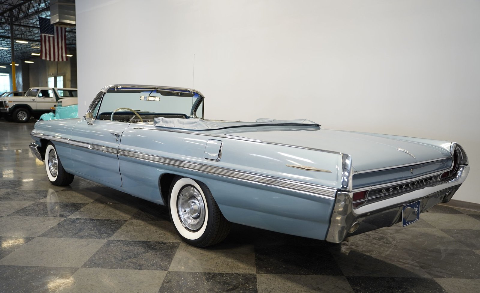 Pontiac 1962 Bonneville Conversível - Imagem 29