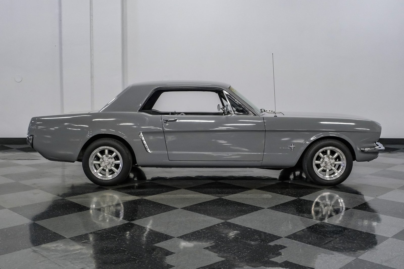 Ford 1965 Mustang - Imagem 31