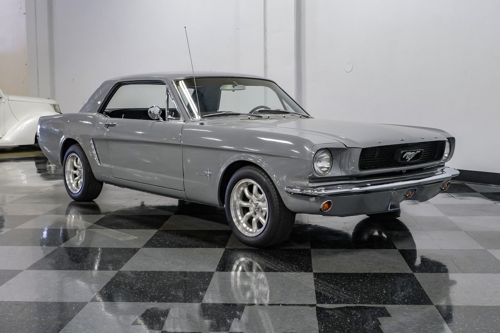 Ford 1965 Mustang - Imagem 30