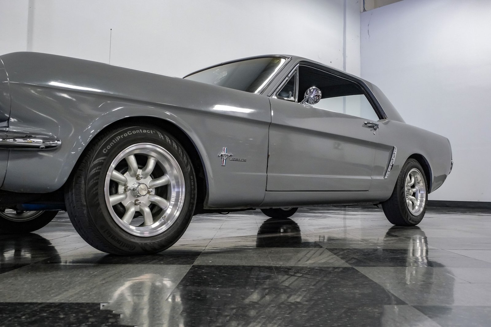 Ford 1965 Mustang - Imagem 26