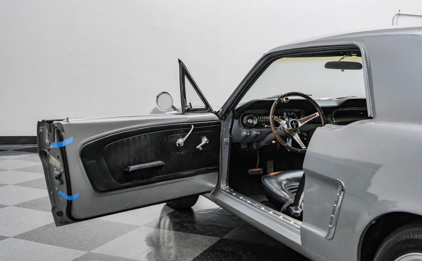 Ford 1965 Mustang - Imagem 22