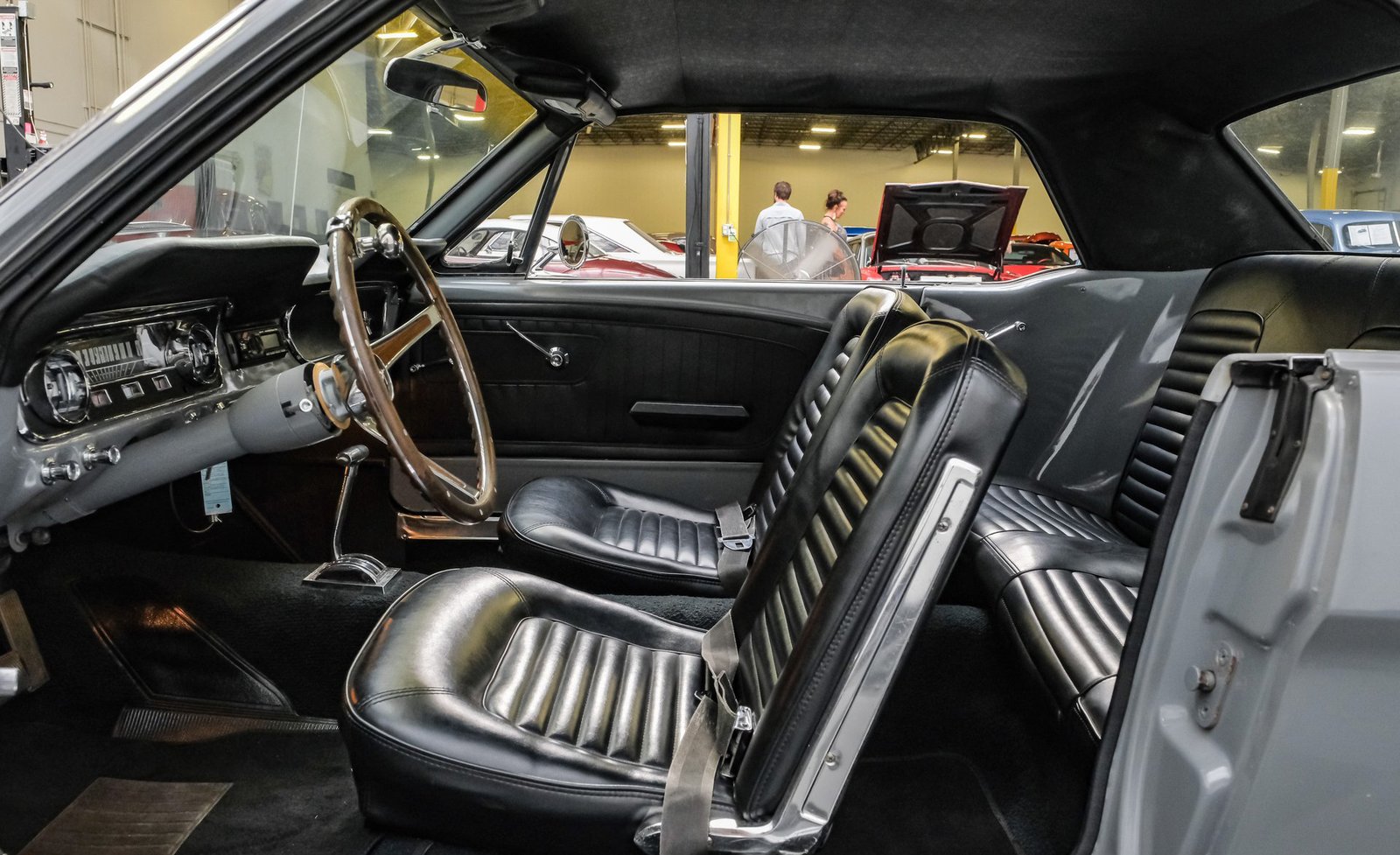 Ford 1965 Mustang - Imagem 21