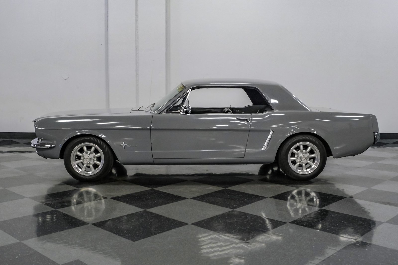 Ford 1965 Mustang - Imagem 37