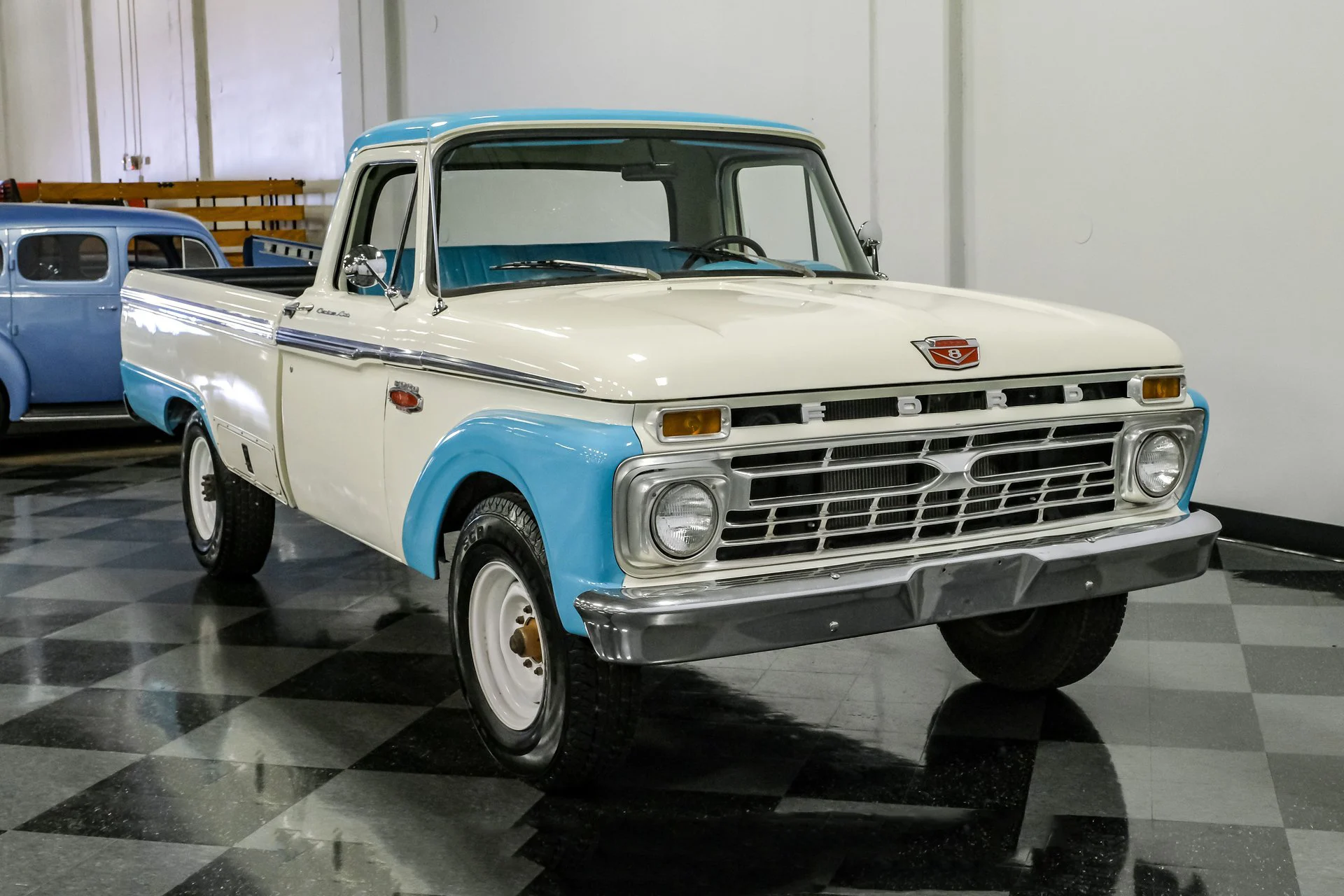 Ford F-250 Camper Special 1966 - foto 28