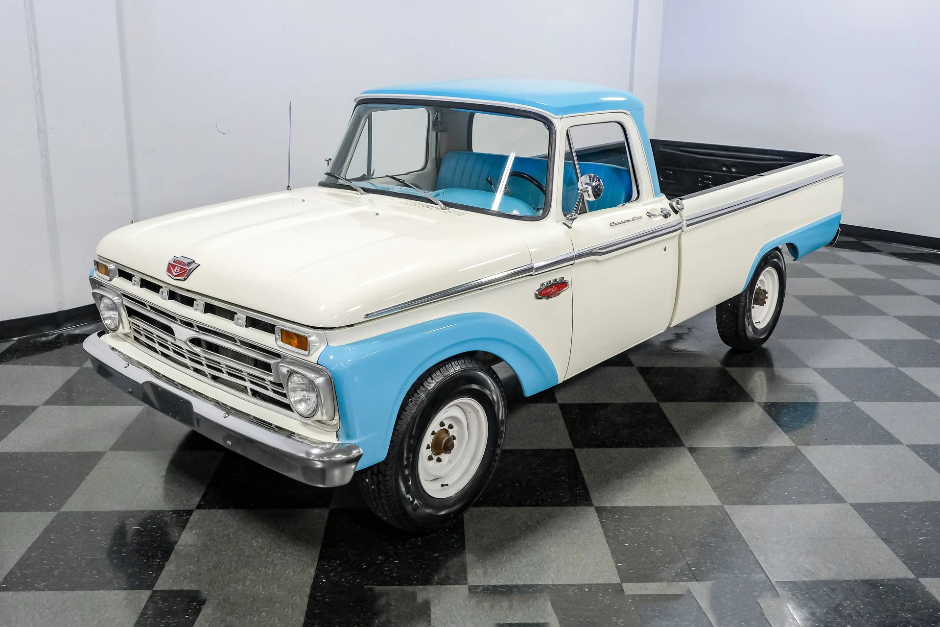 Ford F-250 Camper Special 1966 - foto 20