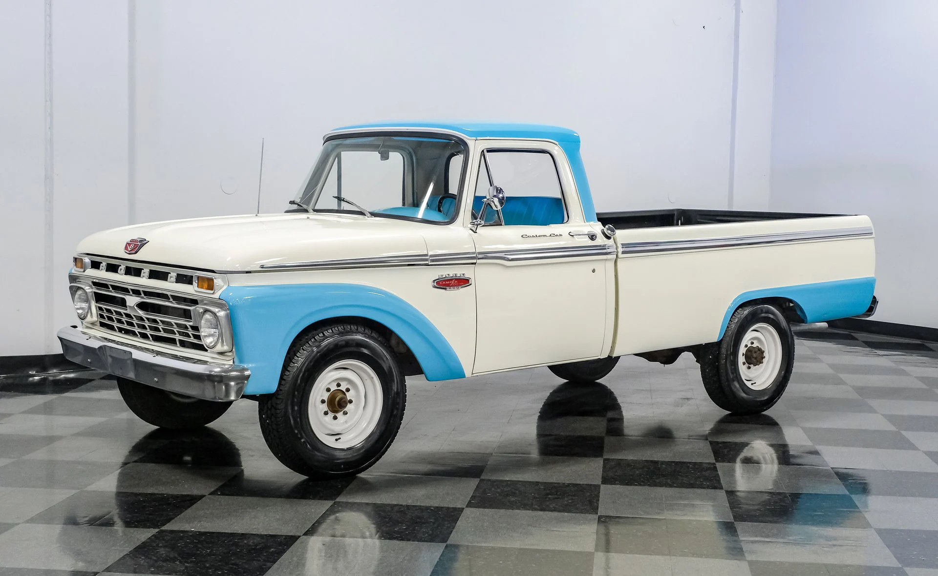 Ford F-250 Camper Special 1966 - foto 37
