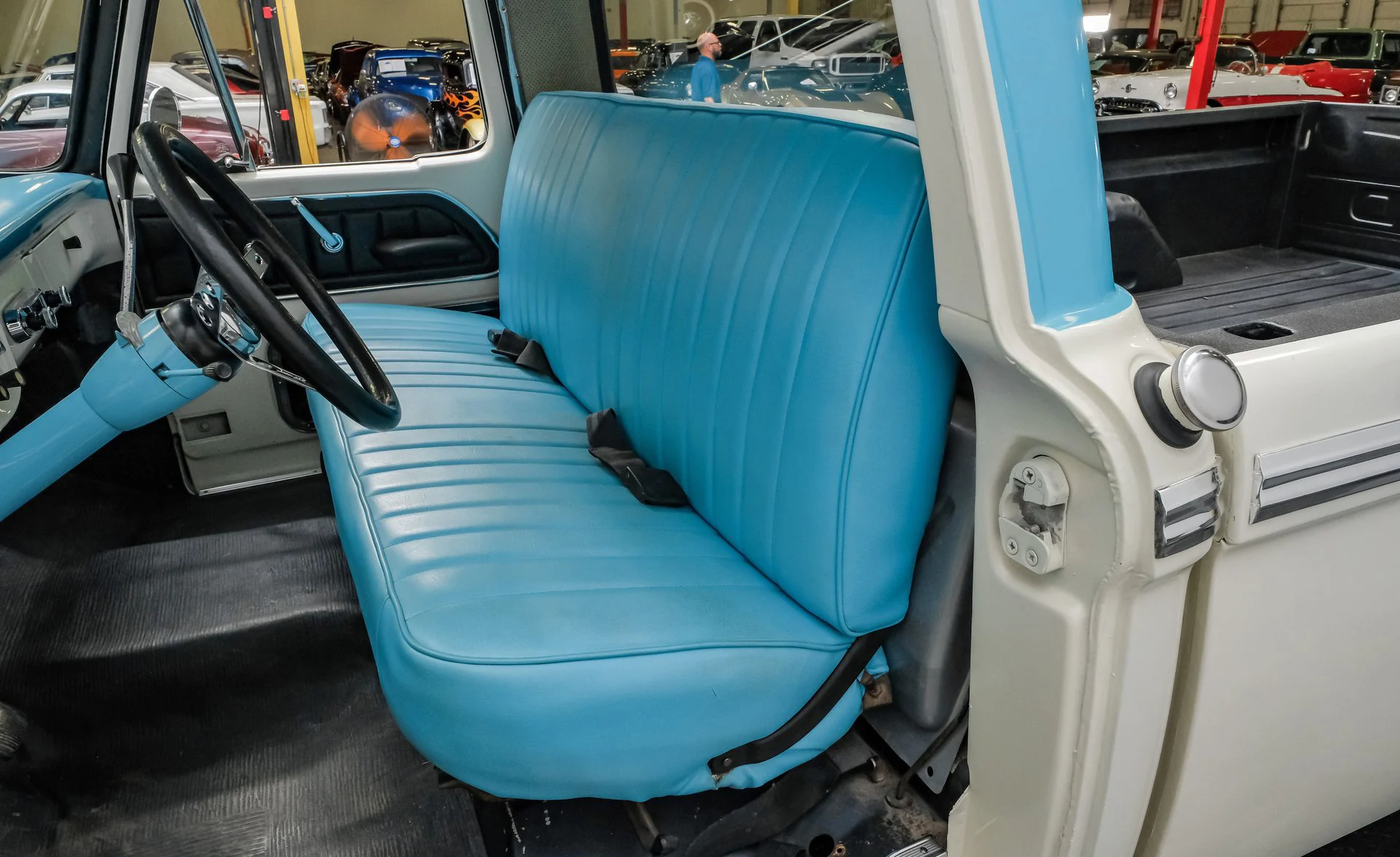 Ford F-250 Camper Special 1966 - foto 8