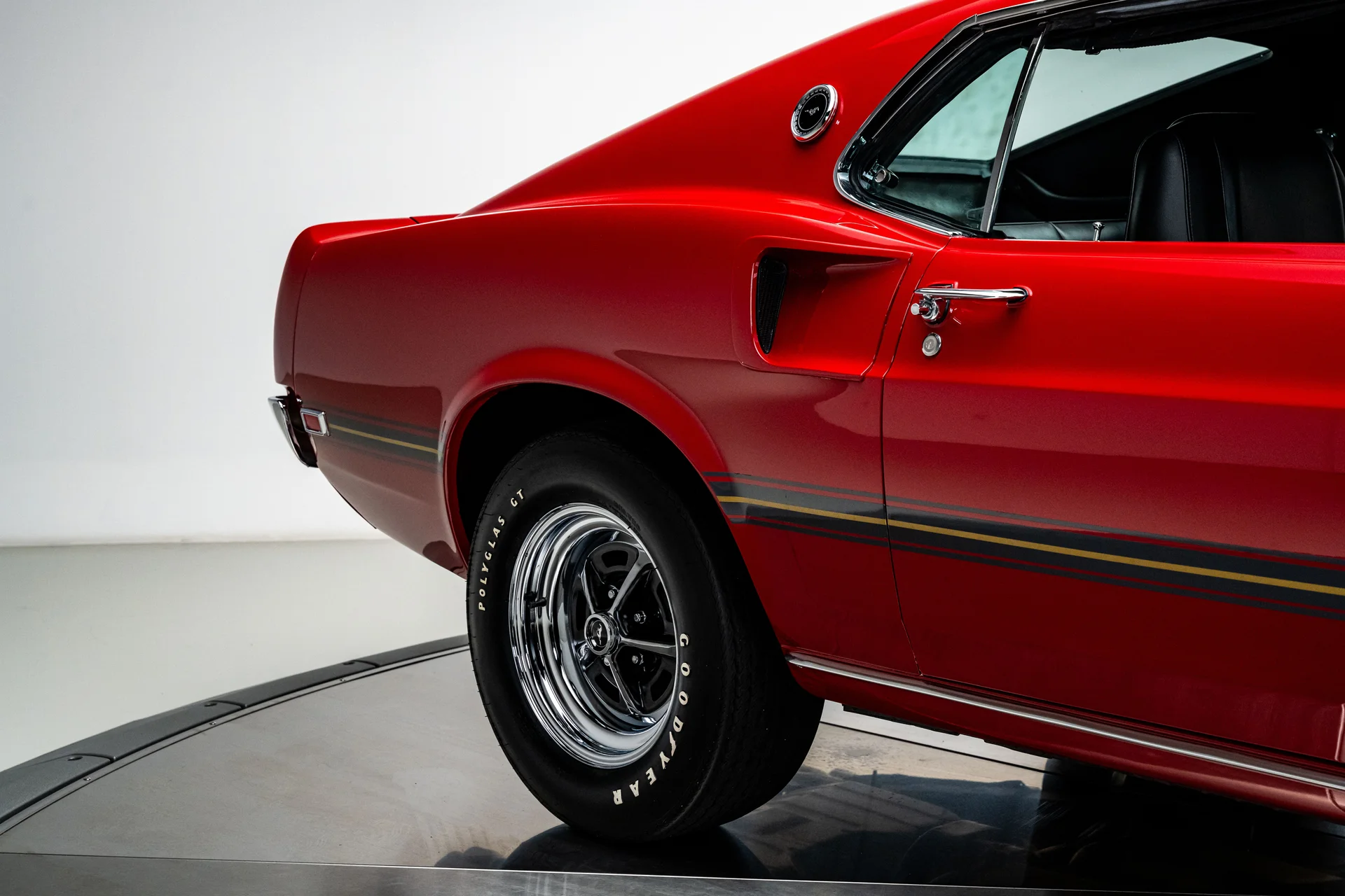 Ford Mustang Mach 1 de 1969 - Imagem 25