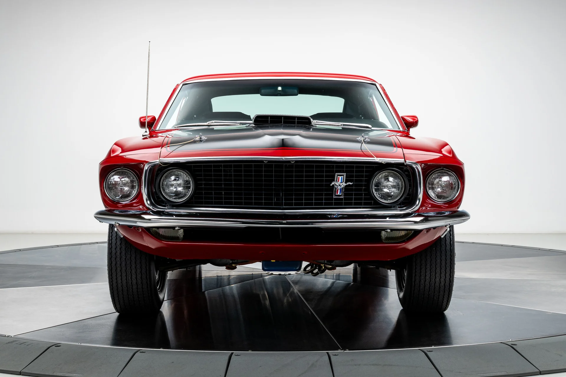 Ford Mustang Mach 1 de 1969 - Imagem 38