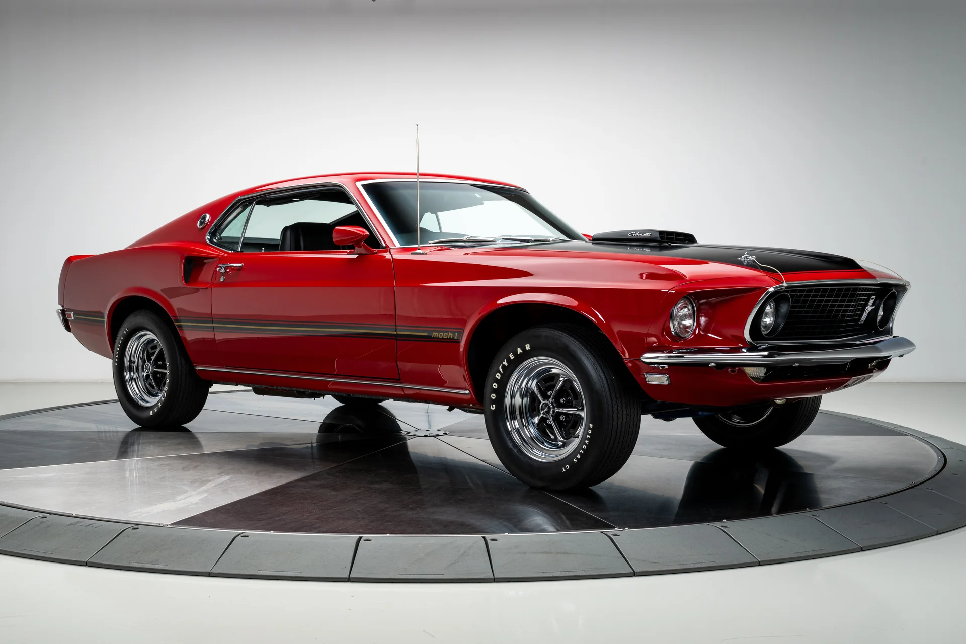 Ford Mustang Mach 1 de 1969 - Imagem 36
