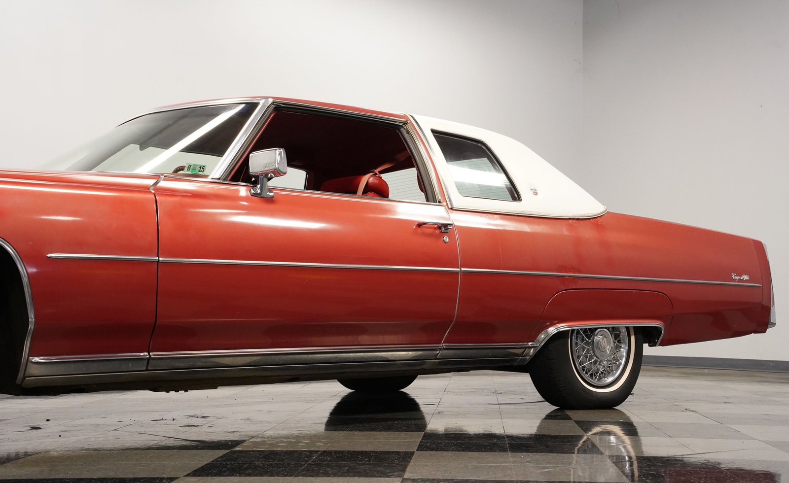 Cadillac 1976 Coupe DeVille - Imagem 19