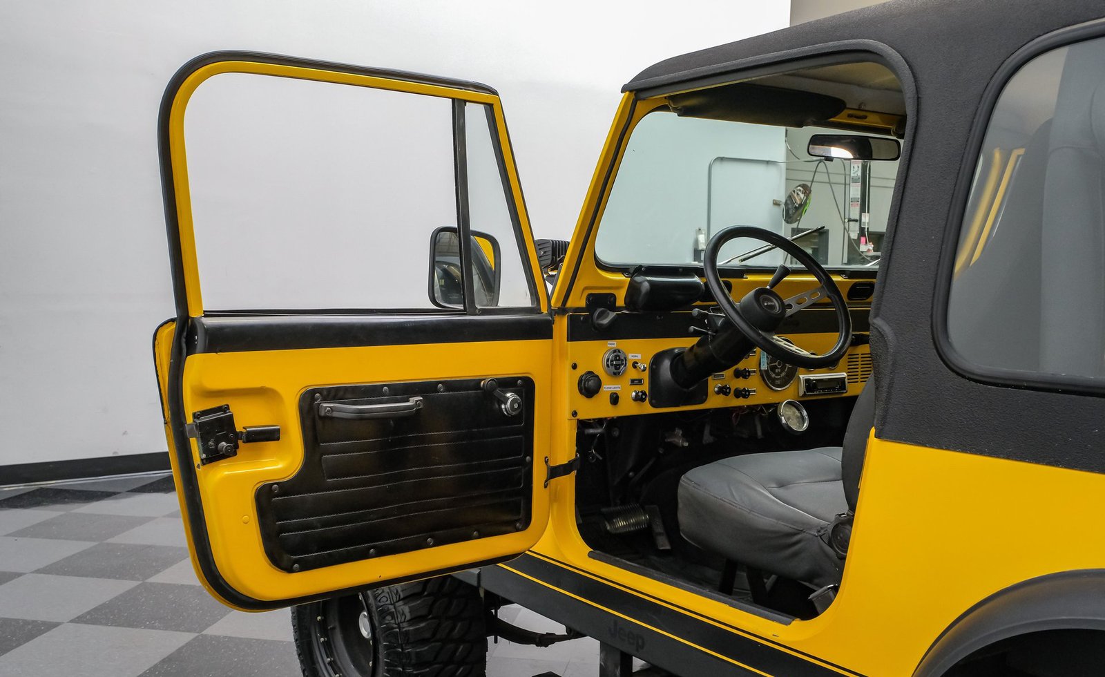 Jeep de 1979 CJ7 - Imagem 13
