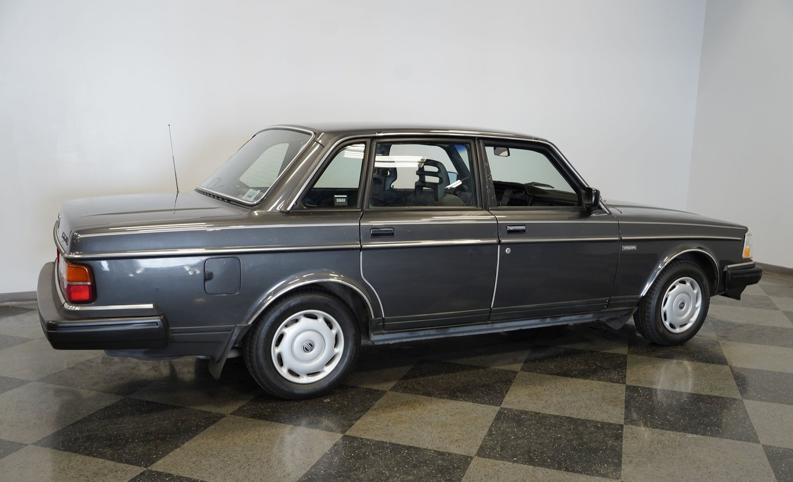 Volvo 1988 240DL - Imagem 20