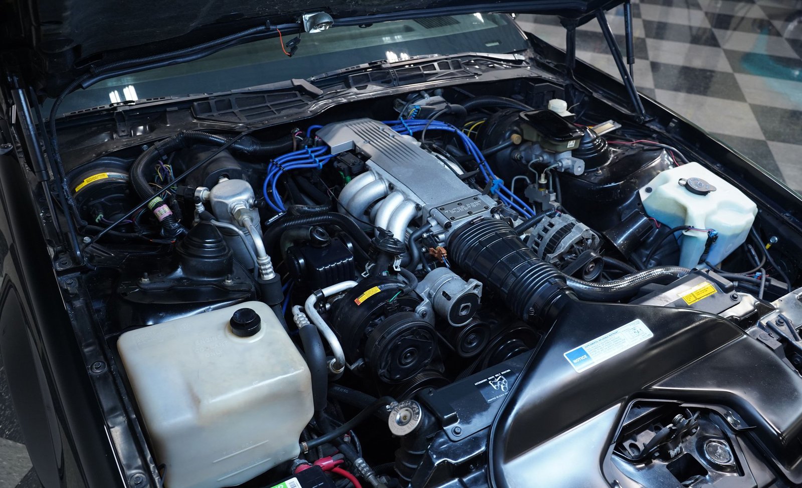 Chevrolet 1991 Camaro Z28 Conversível - Imagem 18