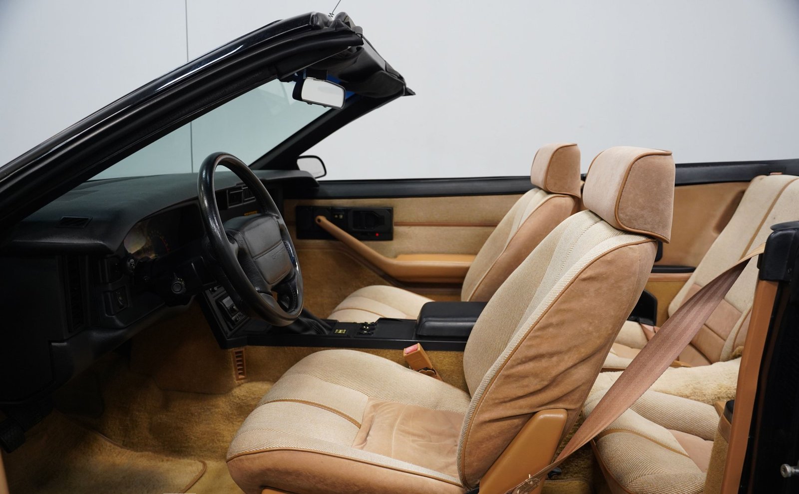 Chevrolet 1991 Camaro Z28 Conversível - Imagem 16