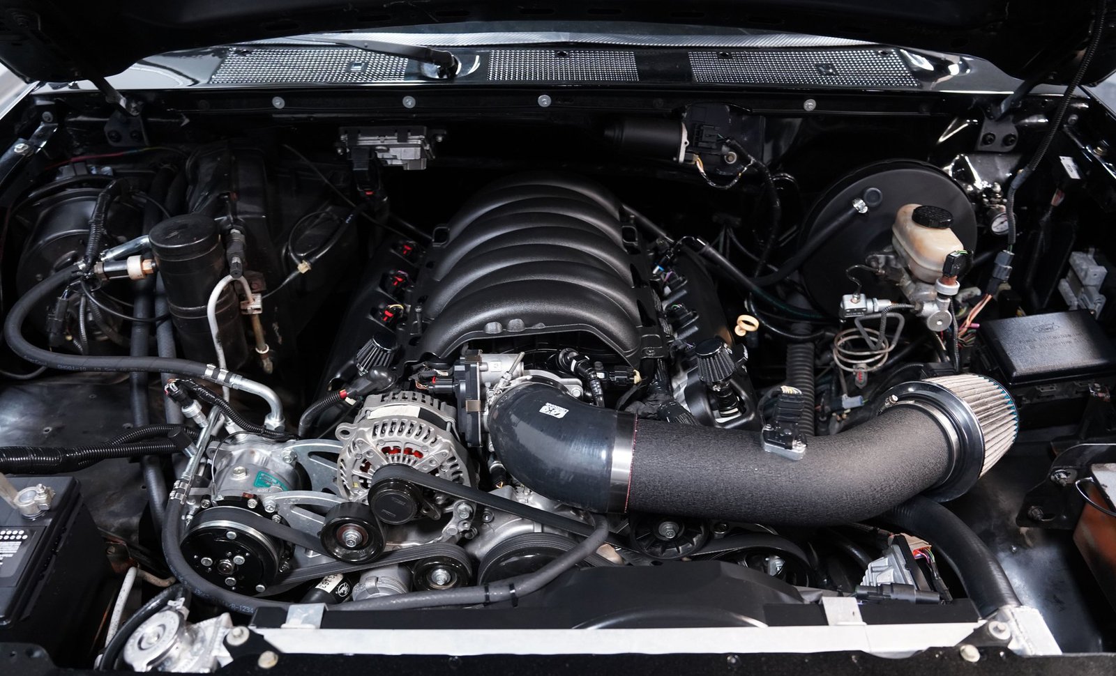 Ford 1994 F-150 Flareside com motor 6.2 LS adaptado - Imagem 28
