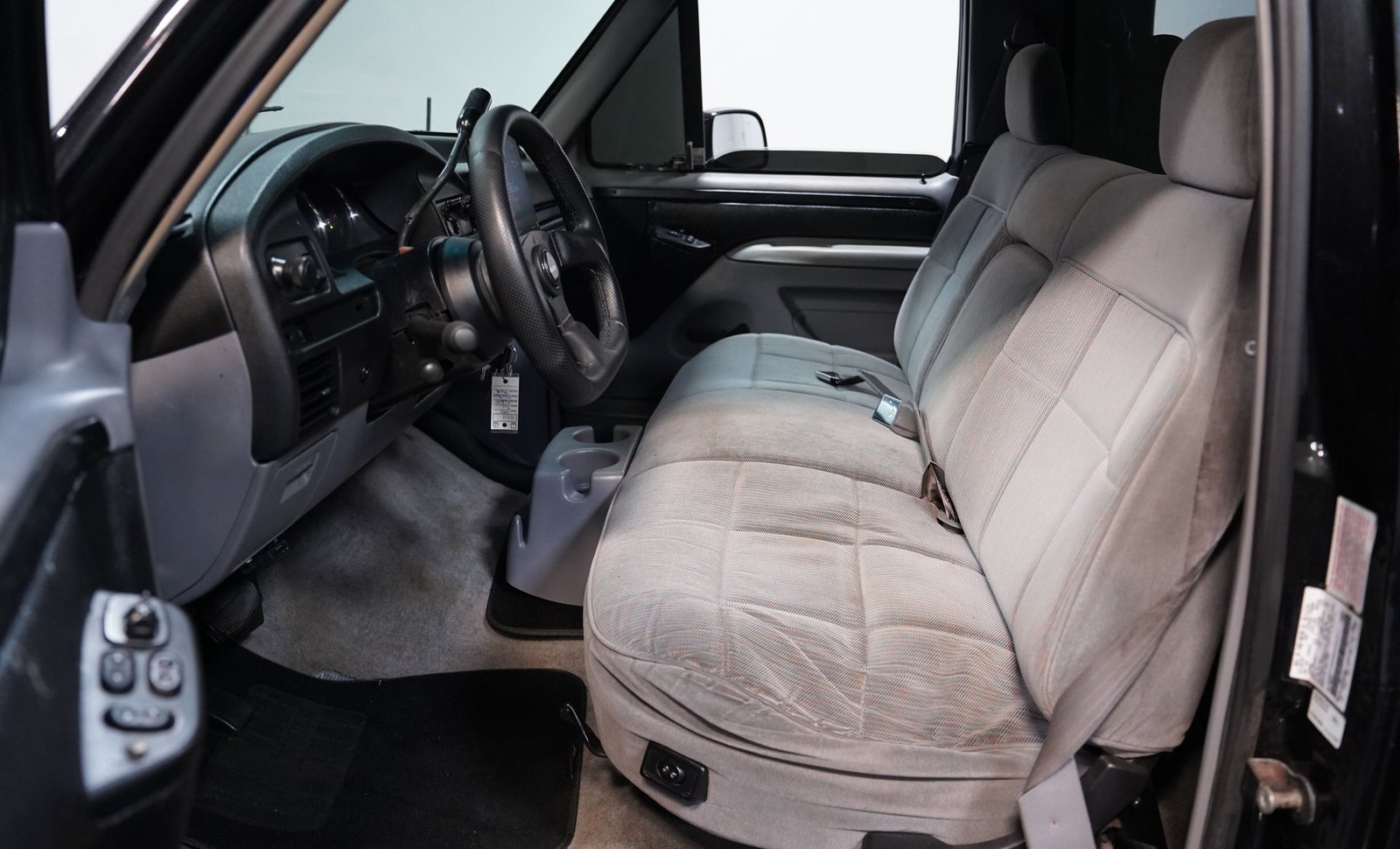 Ford 1994 F-150 Flareside com motor 6.2 LS adaptado - Imagem 10