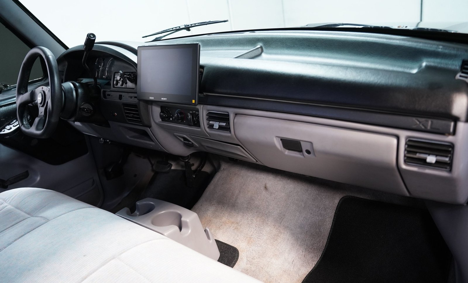 Ford 1994 F-150 Flareside com motor 6.2 LS adaptado - Imagem 5