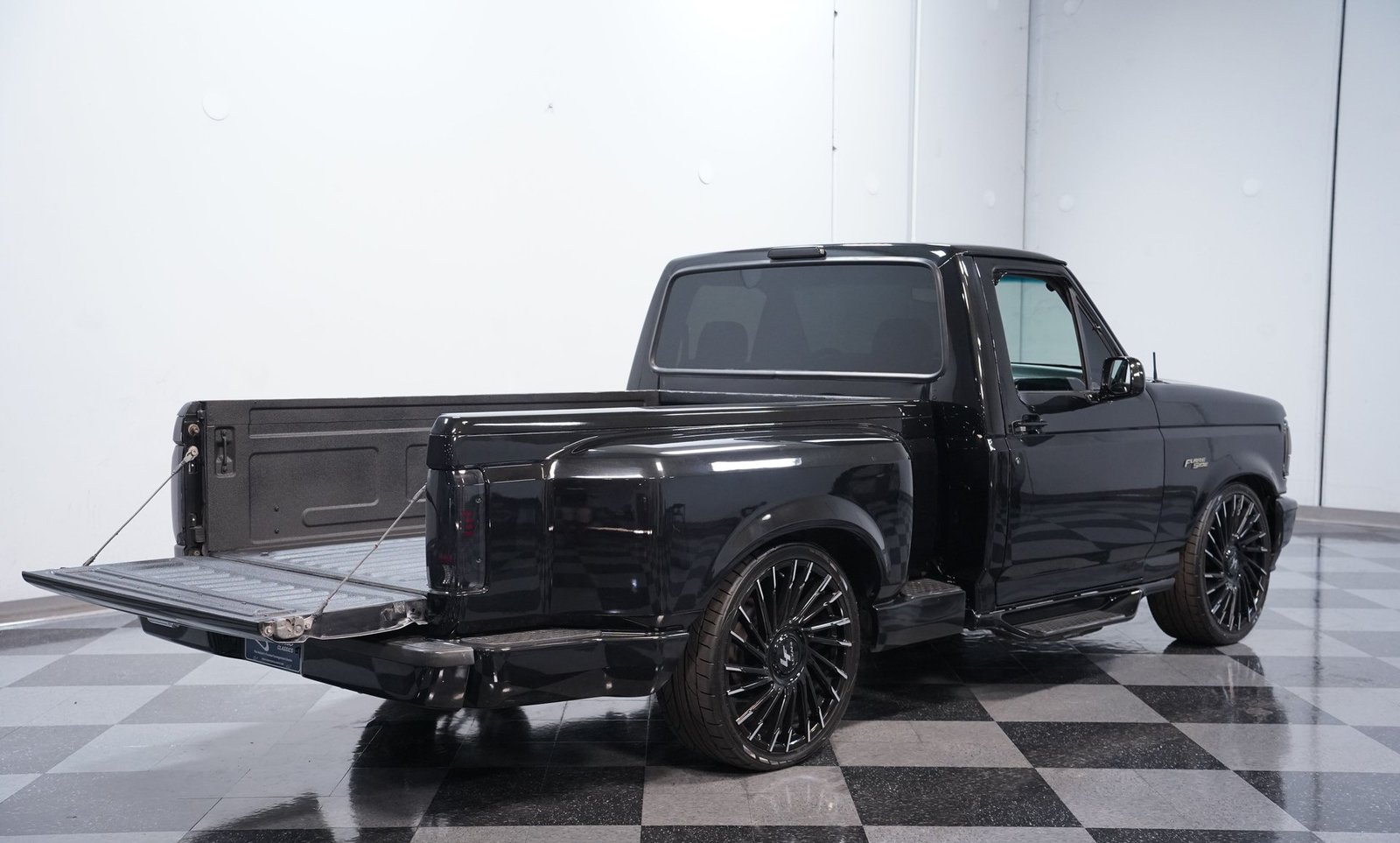 Ford 1994 F-150 Flareside com motor 6.2 LS adaptado - Imagem 3