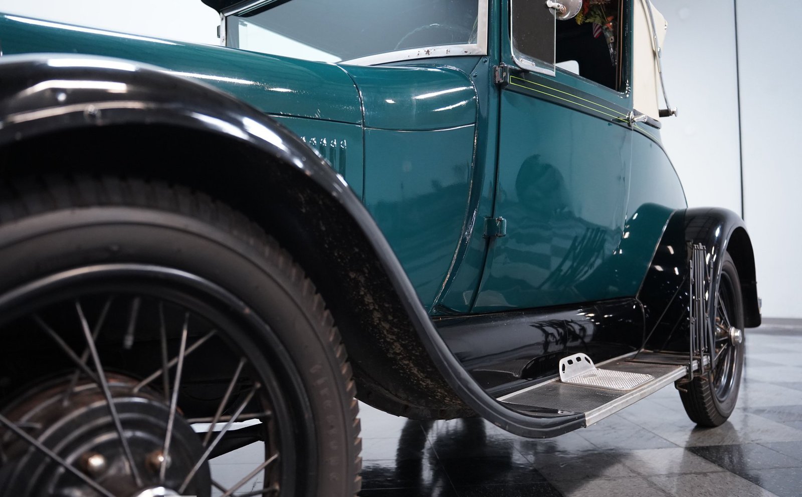 Ford 1929 Modelo A Coupé - Imagem 18