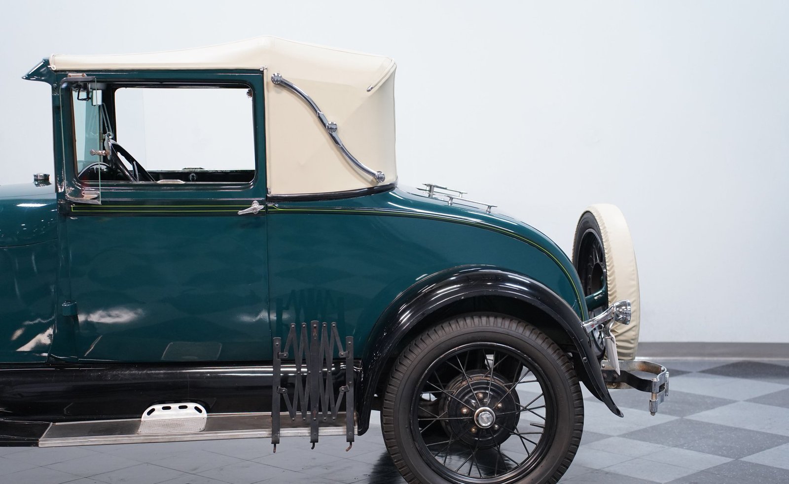 Ford 1929 Modelo A Coupé - Imagem 16