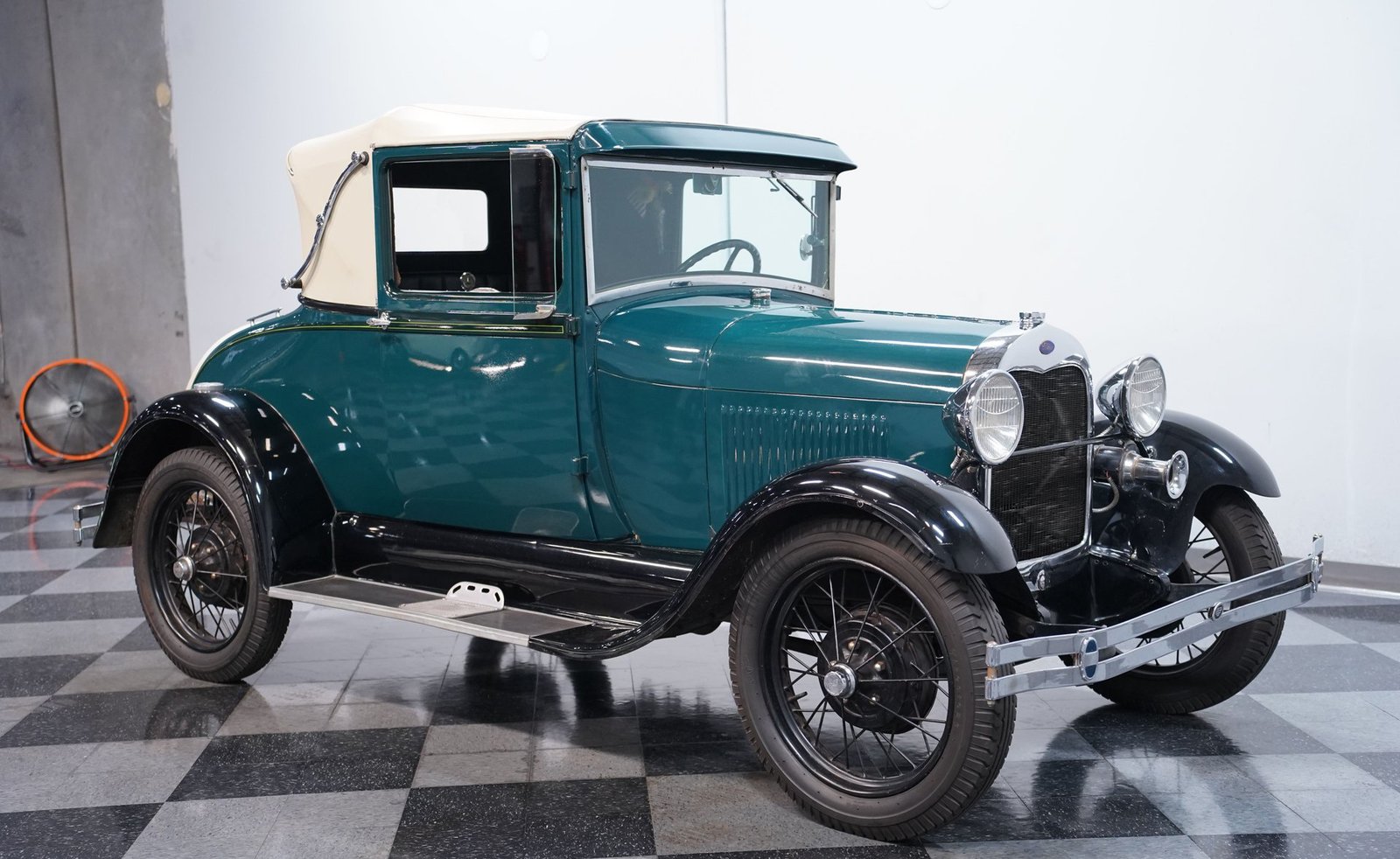 Ford 1929 Modelo A Coupé - Imagem 23
