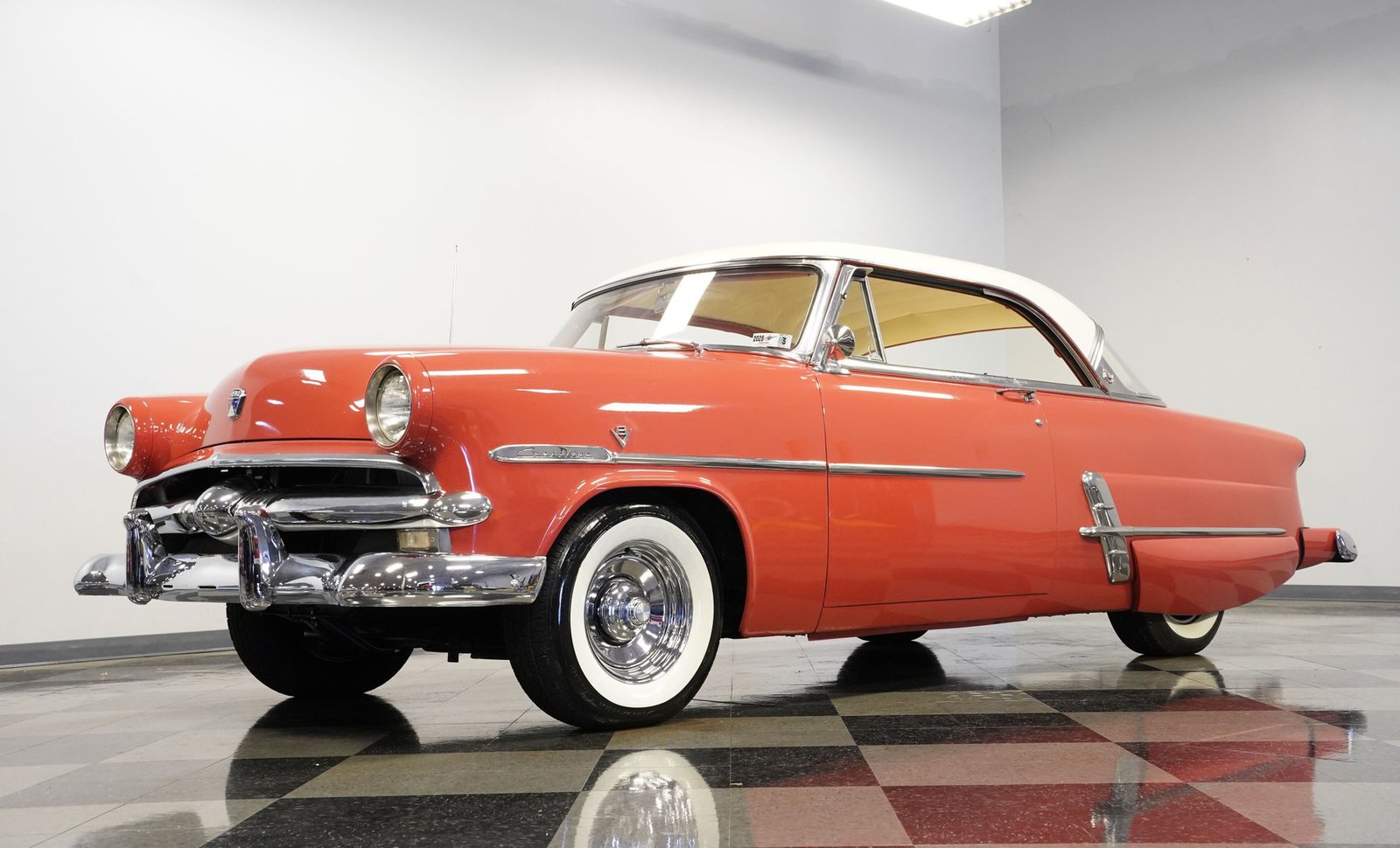 Ford 1953 Crestline Victoria - Imagem 19