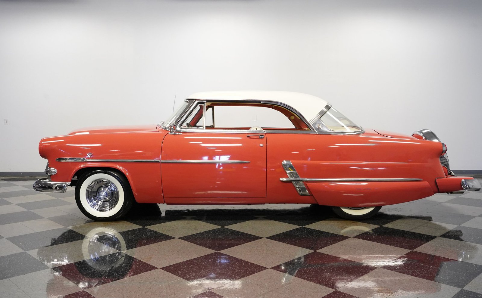Ford 1953 Crestline Victoria - Imagem 34