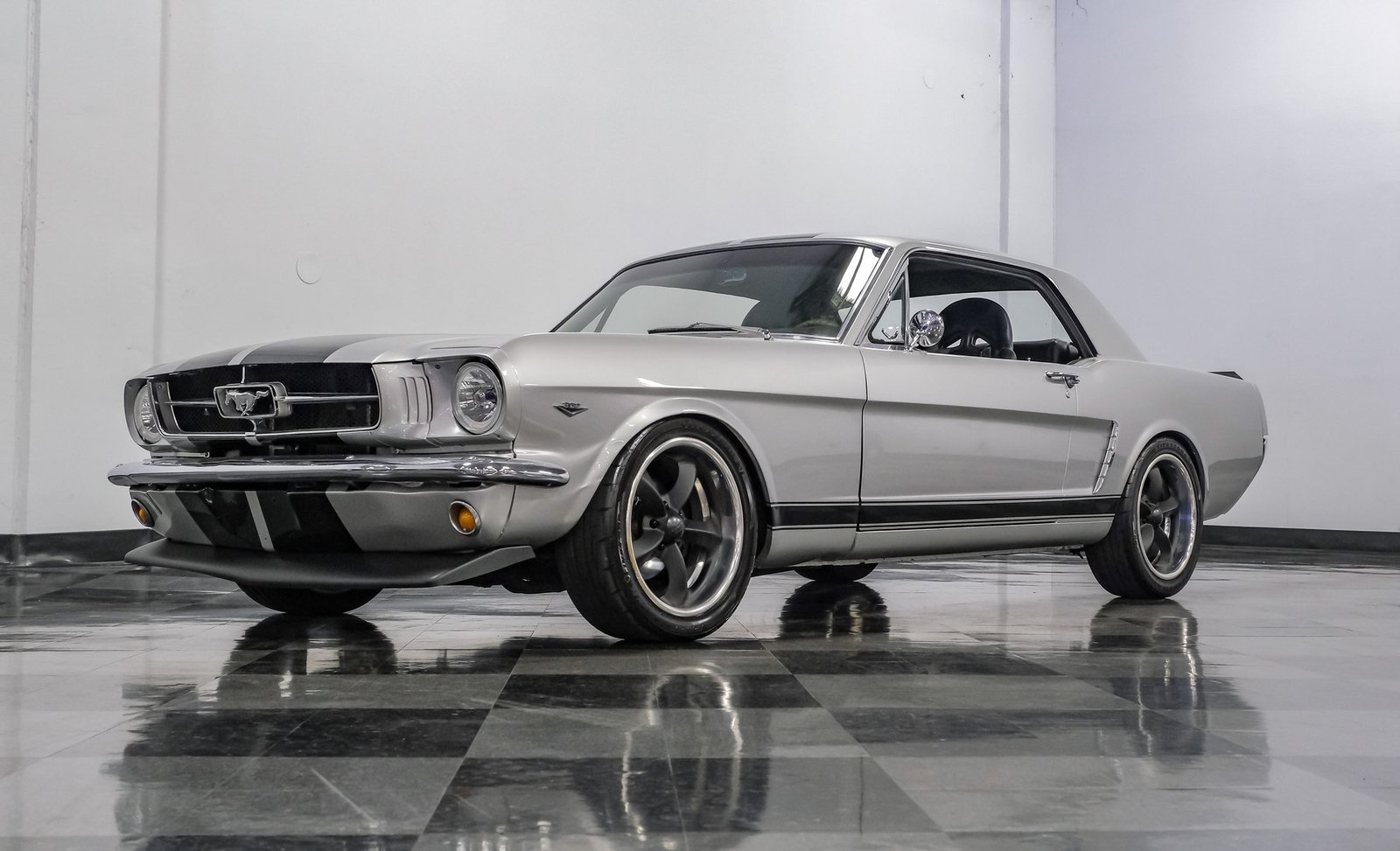 Ford 1965 Mustang - Imagem 29