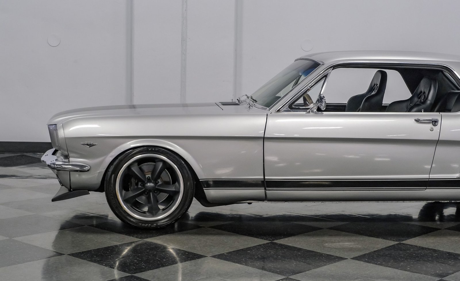 Ford 1965 Mustang - Imagem 28