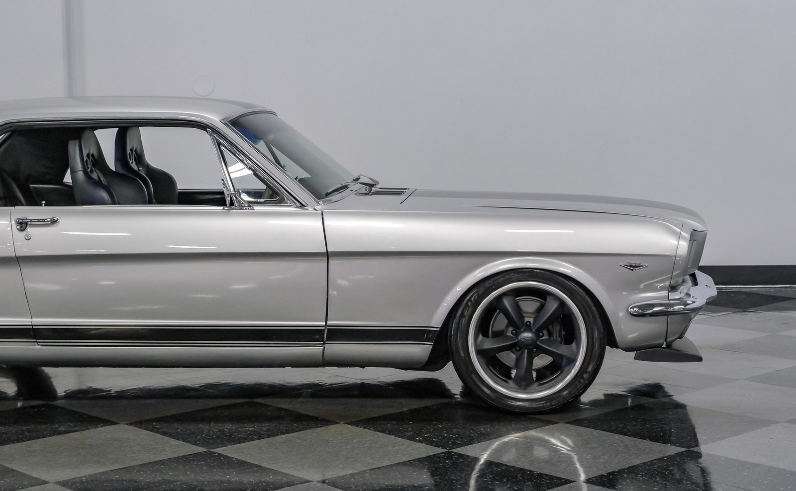 Ford 1965 Mustang - Imagem 24