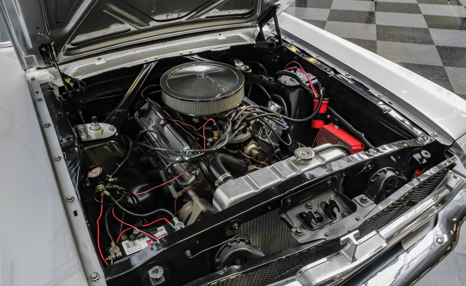 Ford 1965 Mustang - Imagem 18